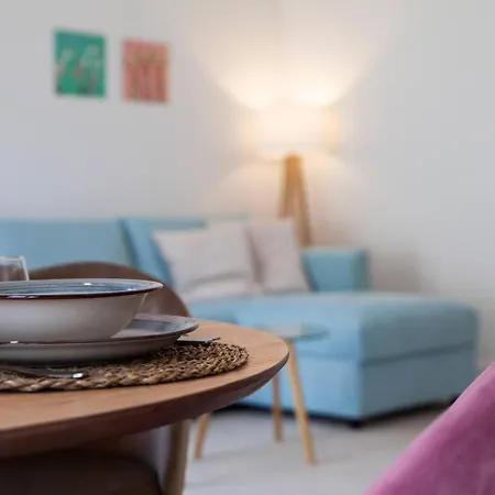 דירה Brand New Duplex In Pueblo